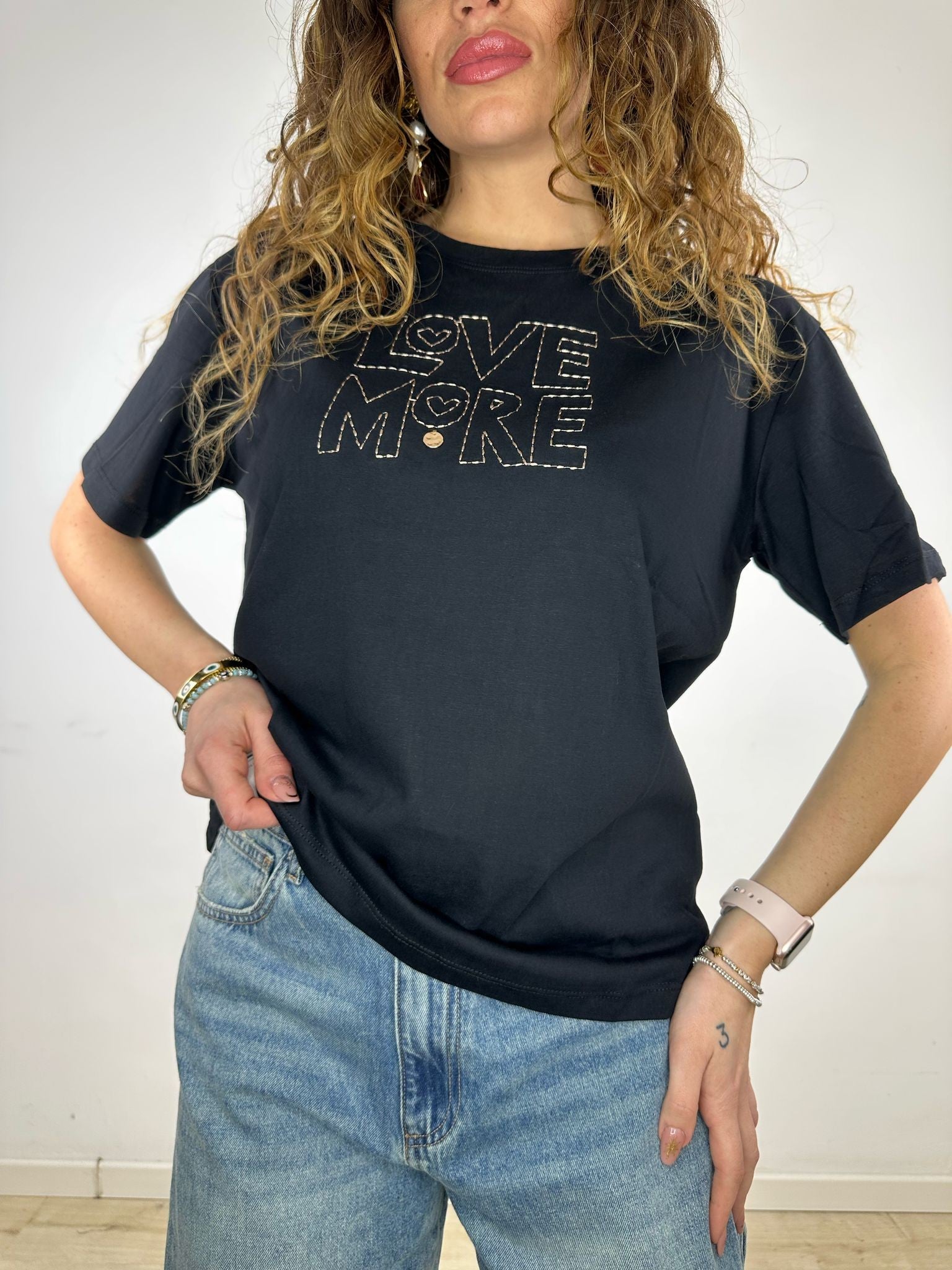SHIRT LOVE MORE NERA