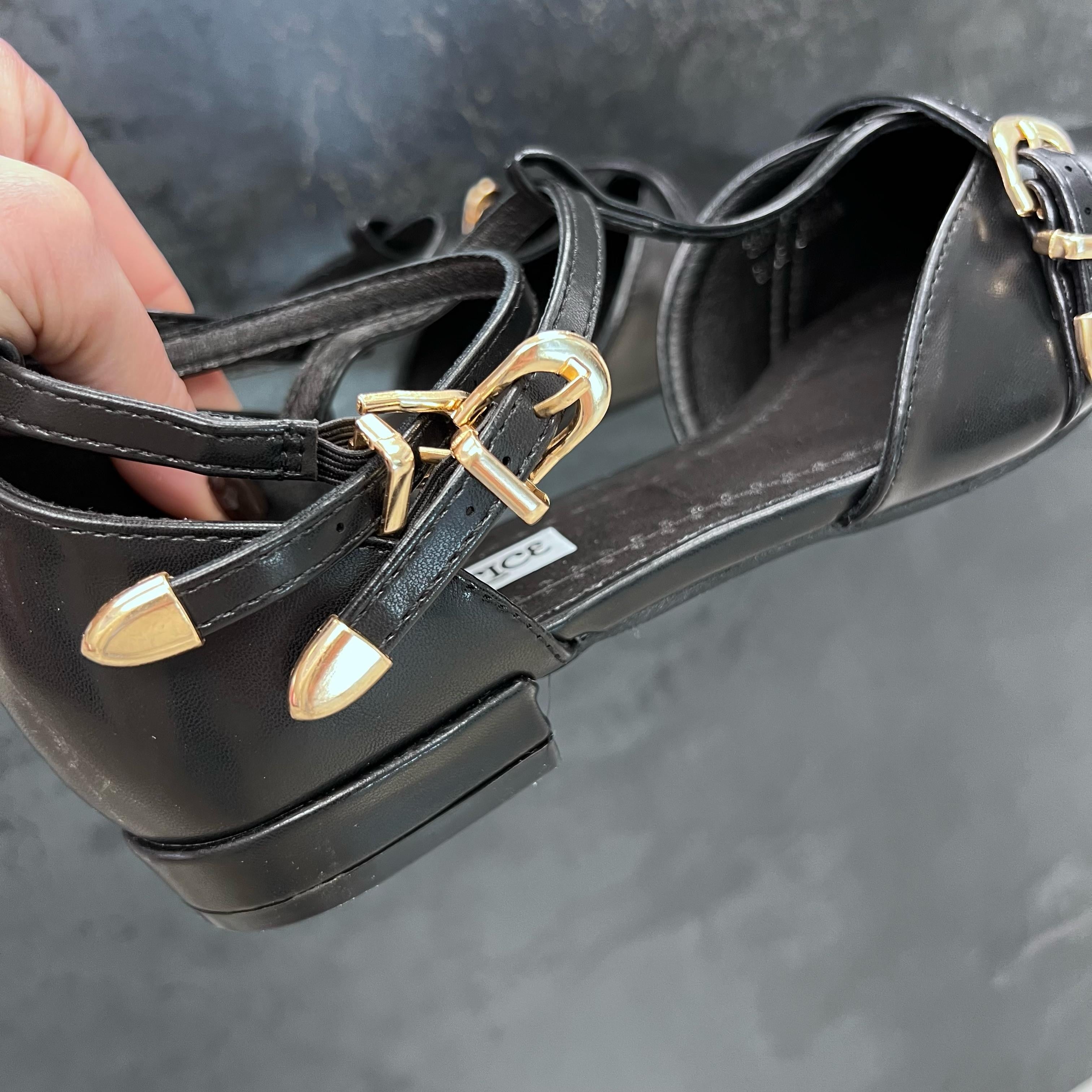 BALLERINA KRISTIN NERA