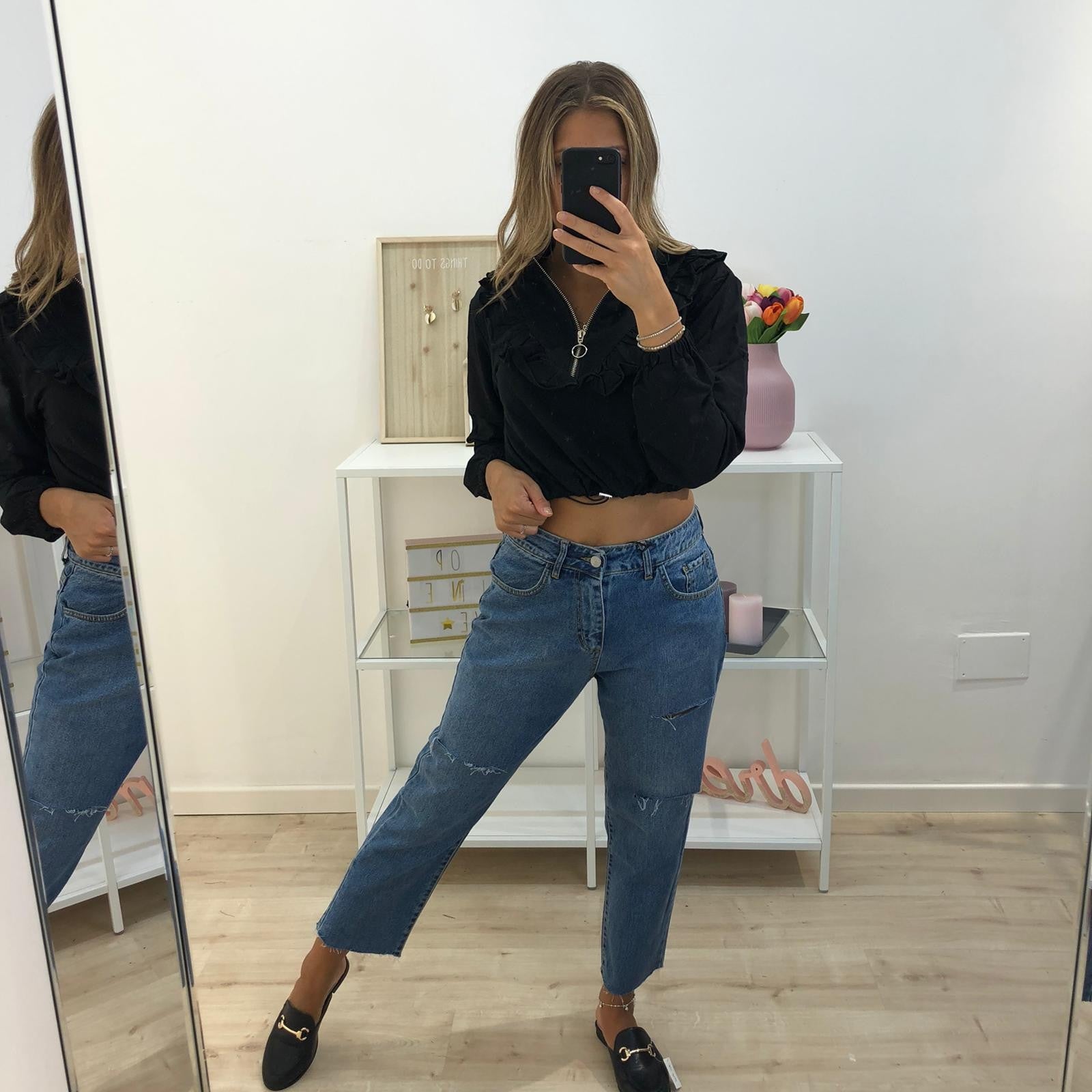 CROP FELPA ROUCHES NERA