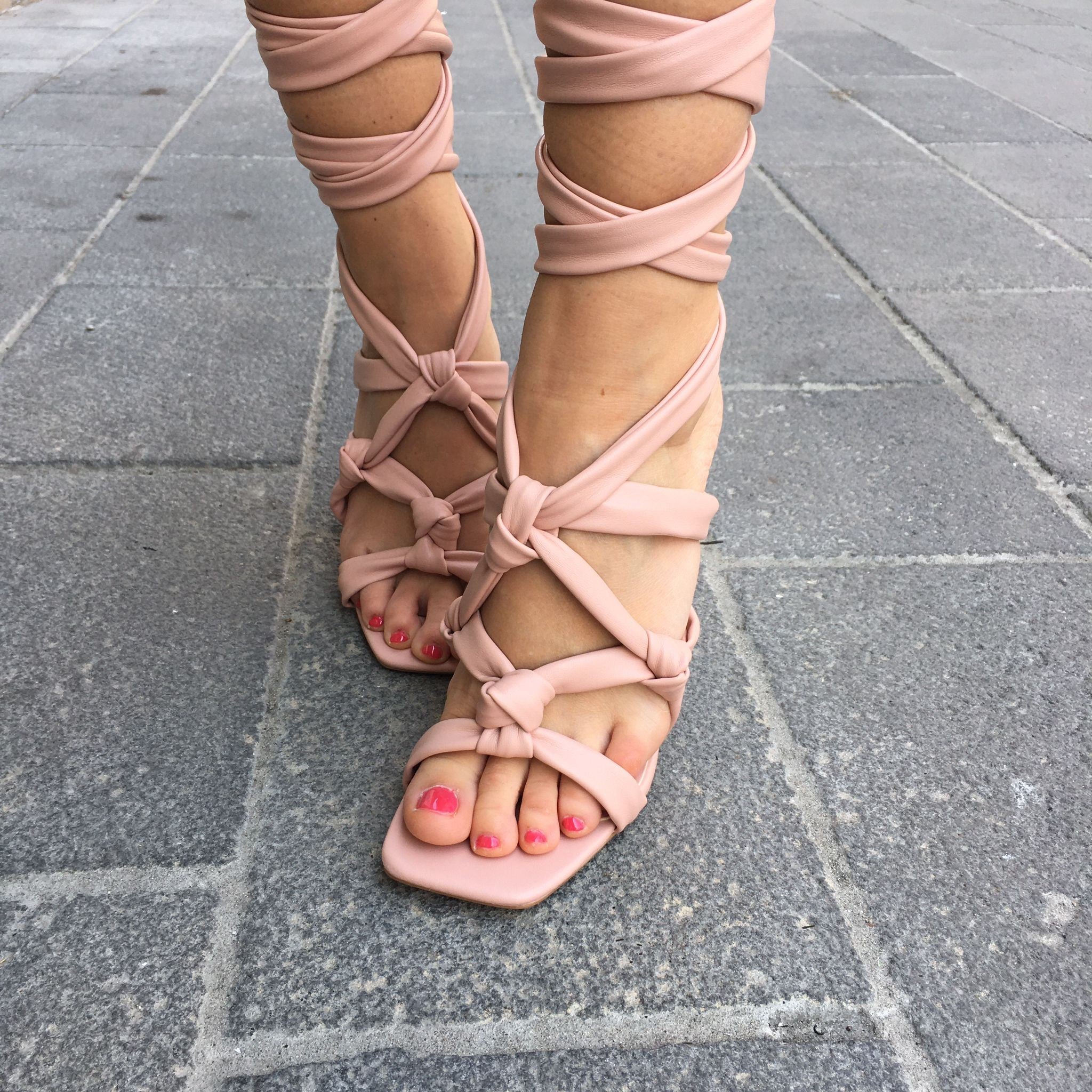 SANDALI CON NODI ROSA