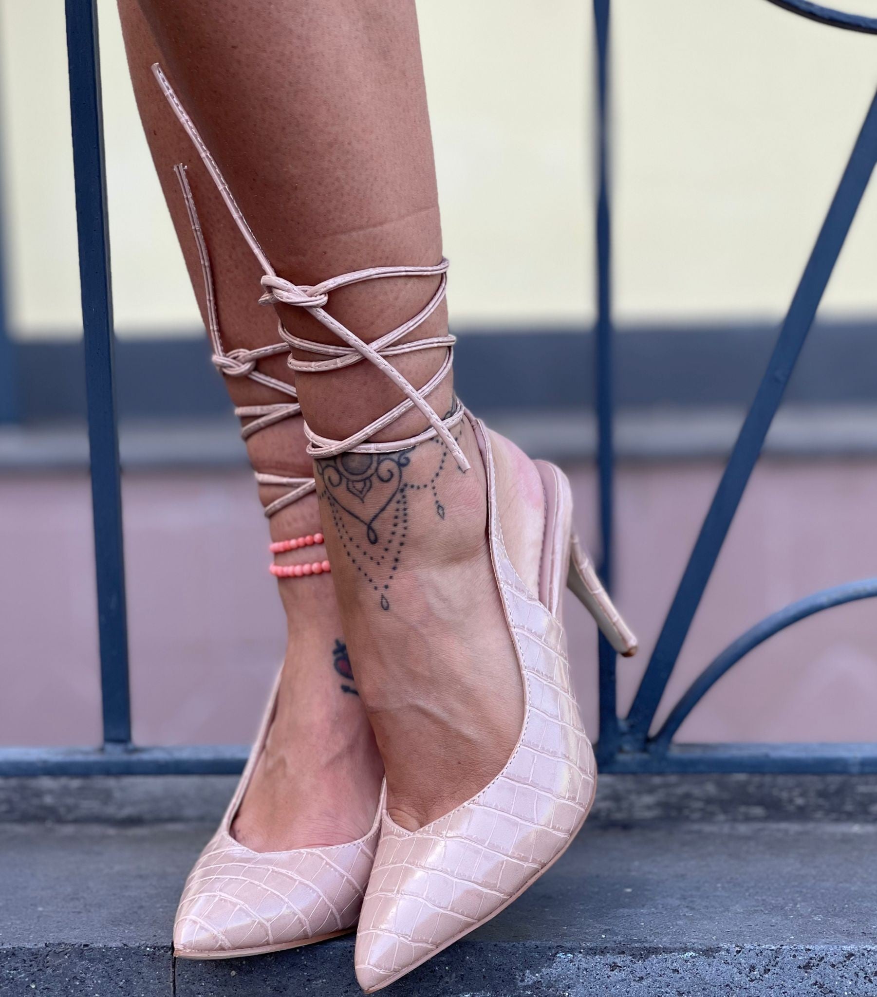 DéCOLLETé LACCI BEIGE