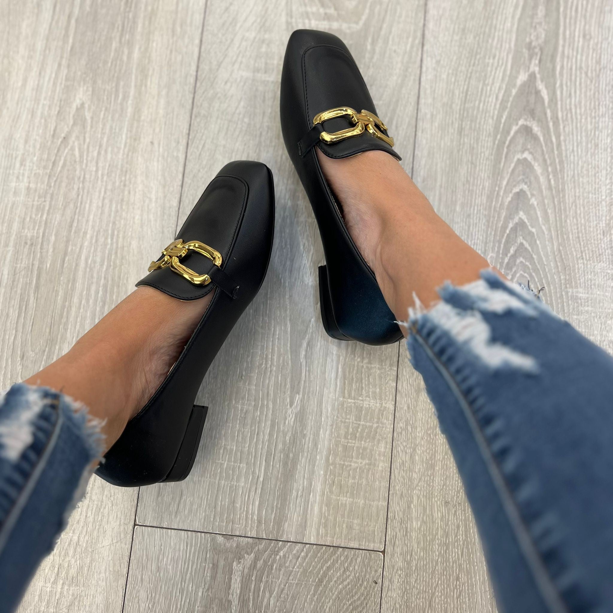 MOCASSINI CON TACCO NERI