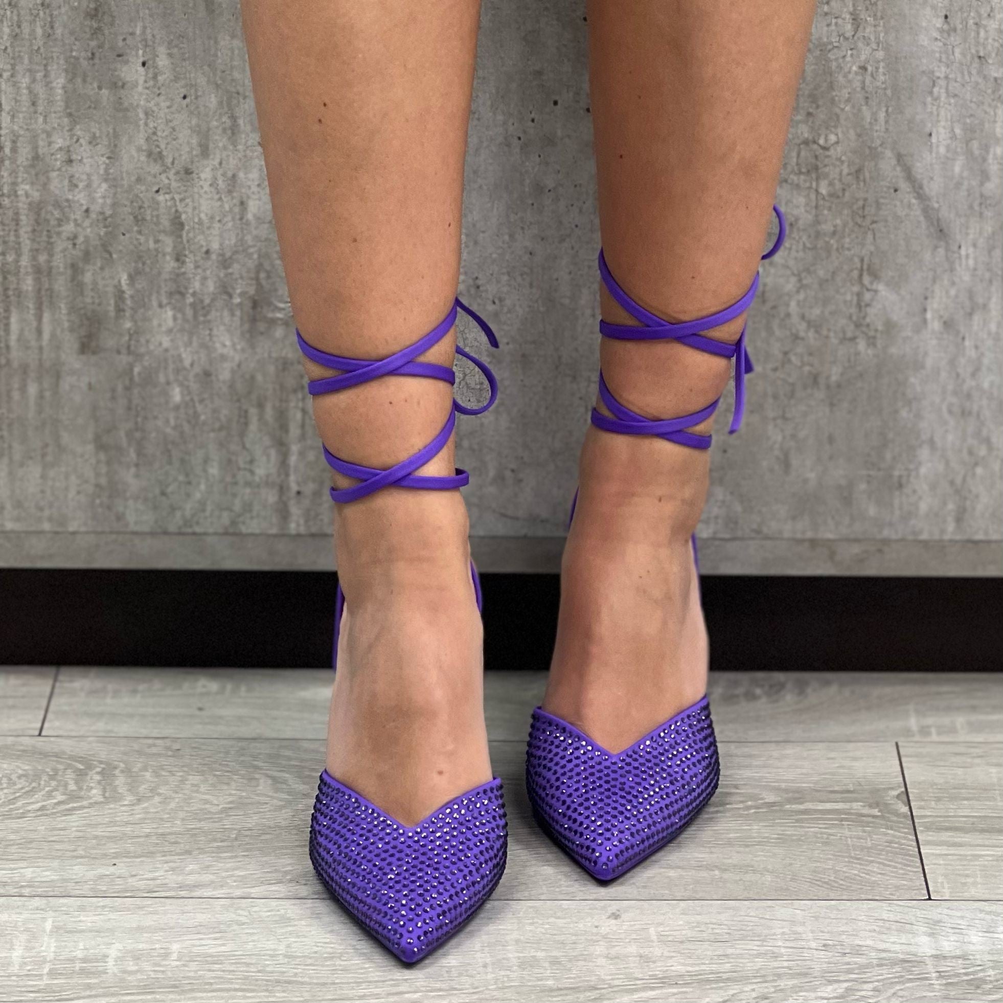 DÉCOLLETÉ LUXURY VIOLA