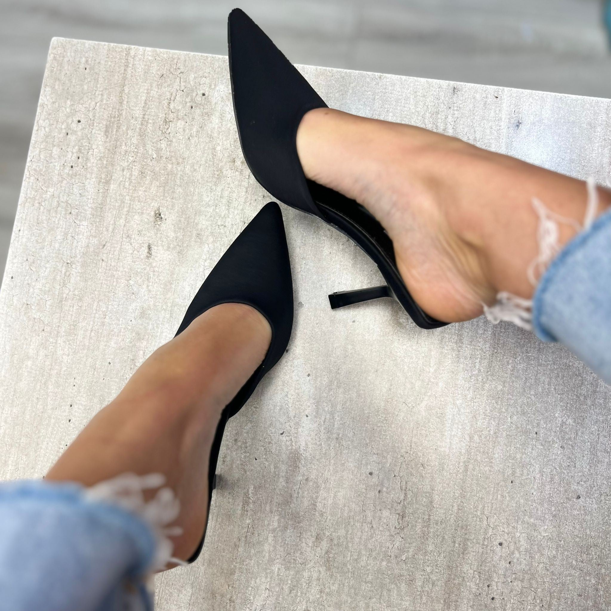 DèCOLLETEè SABOT NERO