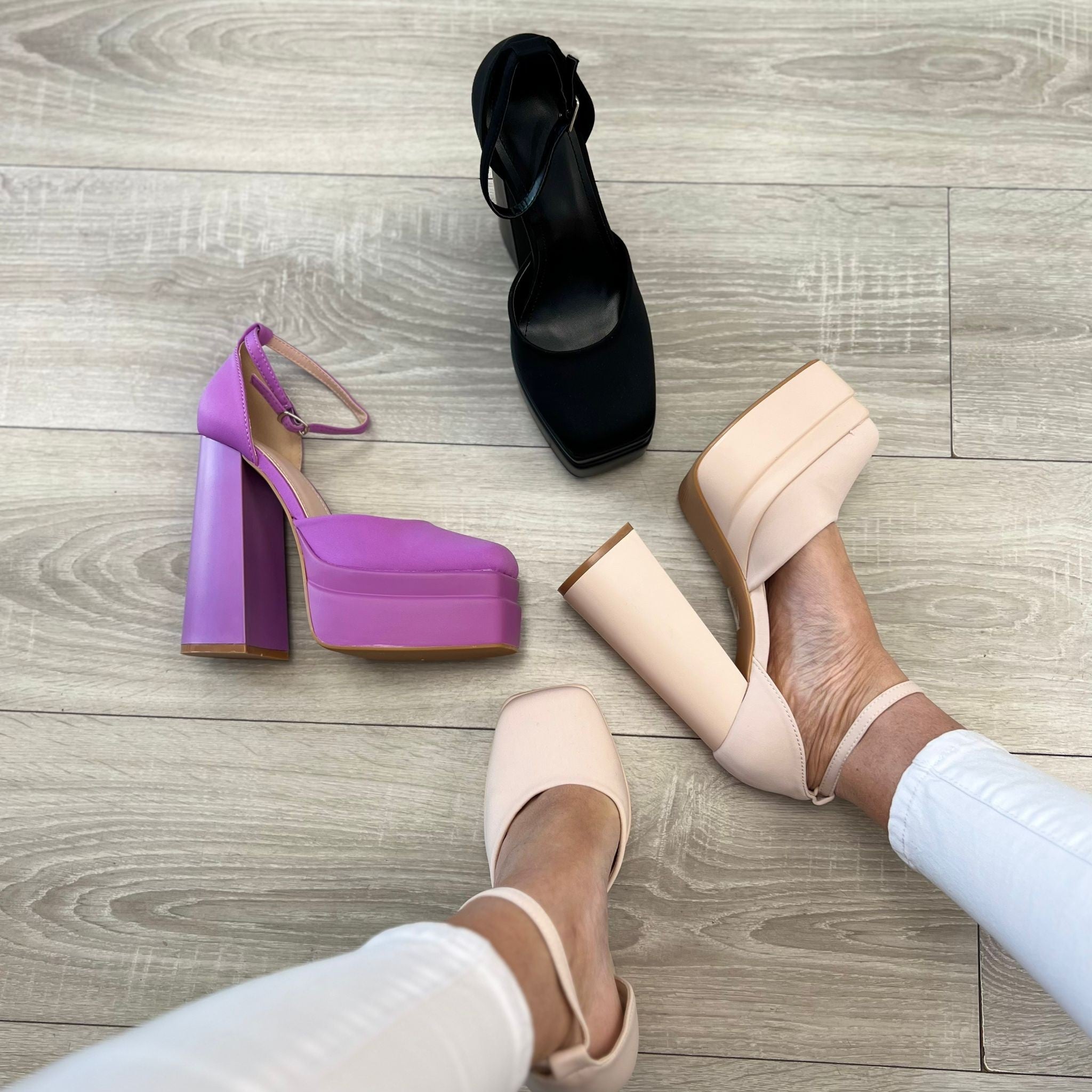 MAXI DÉCOLLETÉ VIOLA