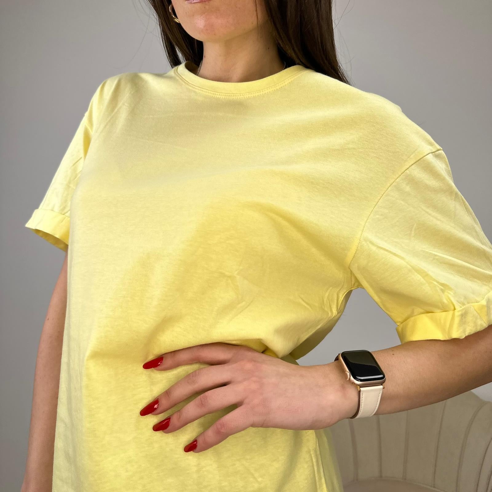 T-SHIRT BASIC CON RISVOLTO GIALLA