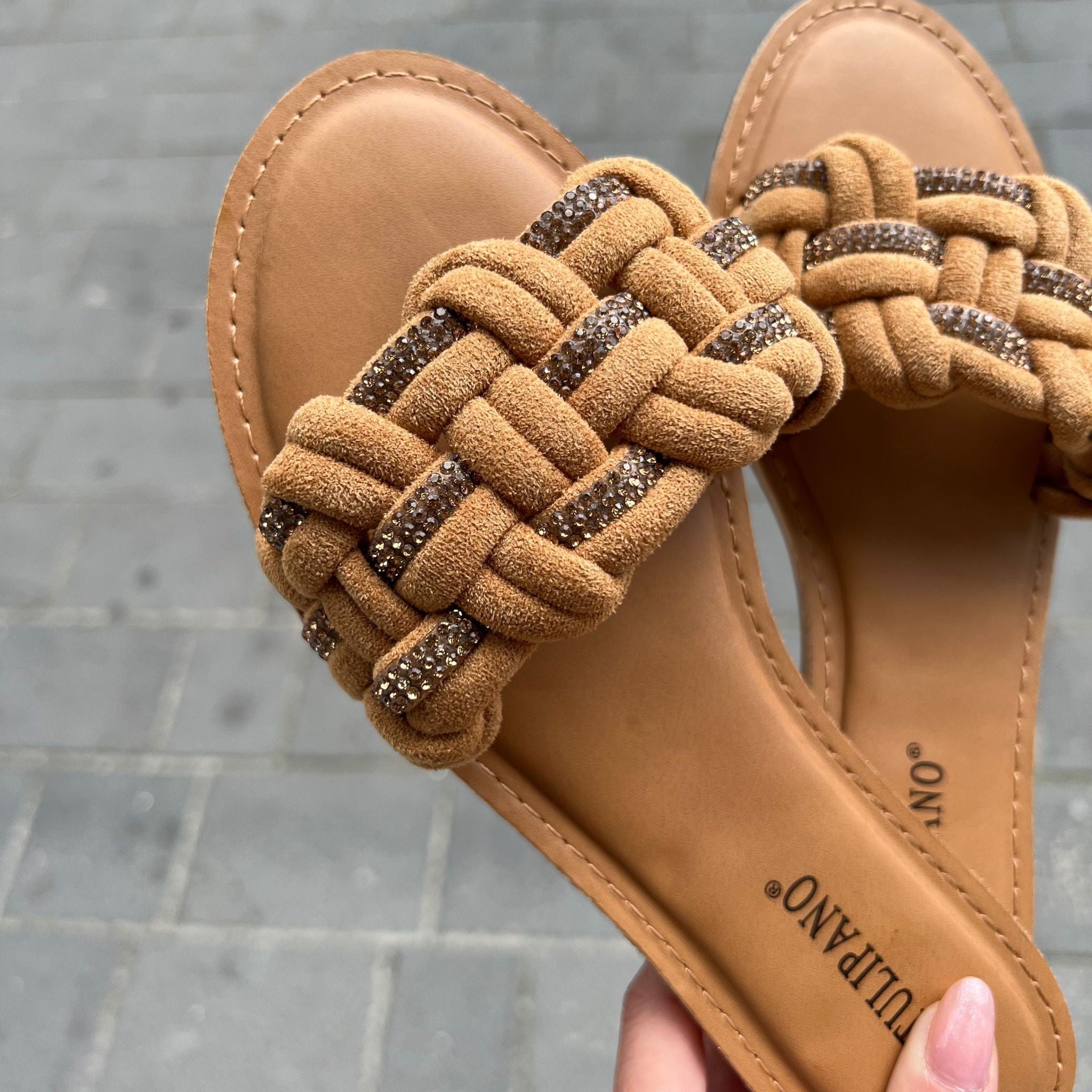 CIABATTA CRISTINA CAMEL