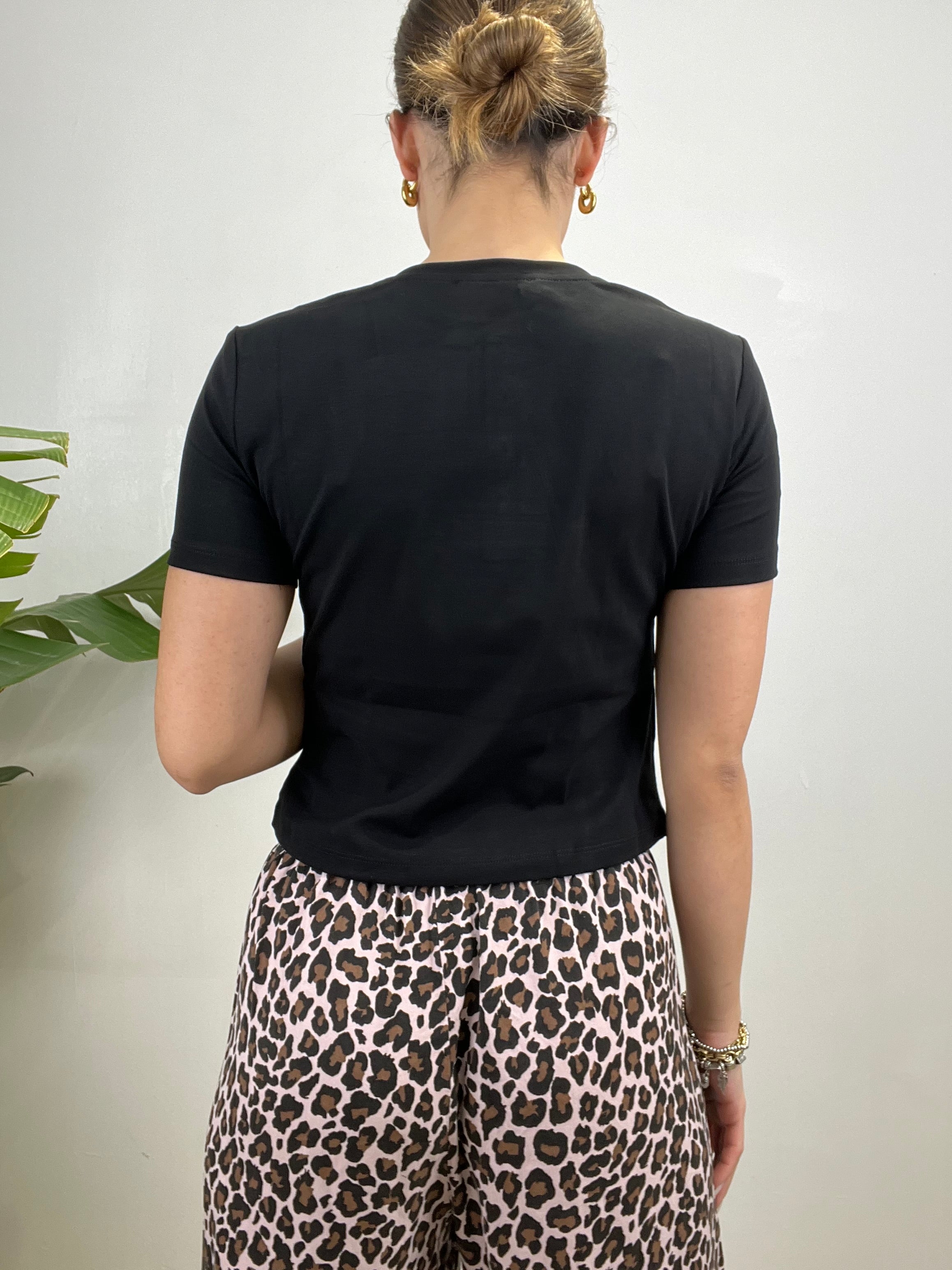 T-SHIRT BOTTONCINI MEZZA MANICA LUMINA NERA