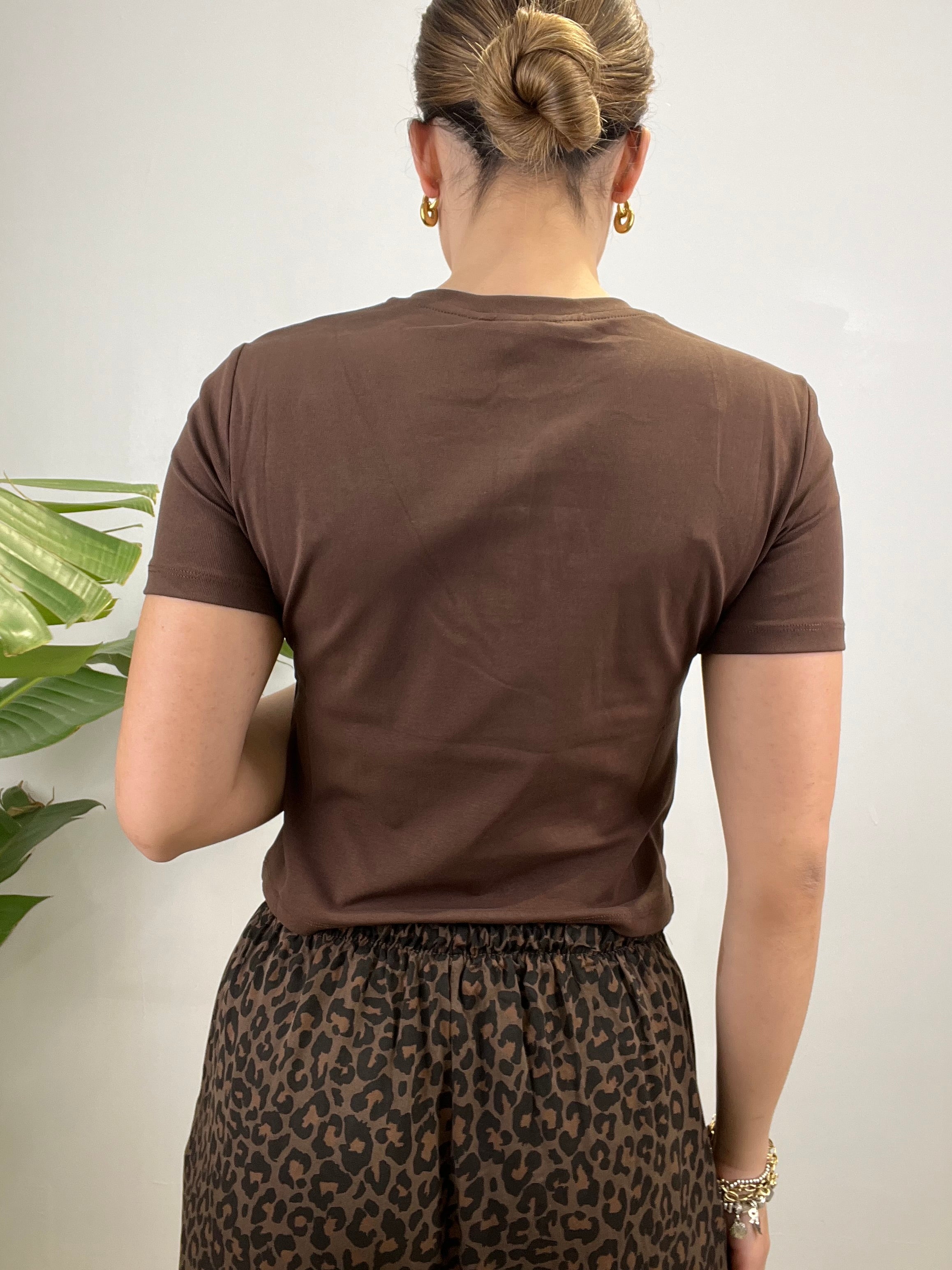 T-SHIRT BOTTONCINI MEZZA MANICA LUMINA MARRONE