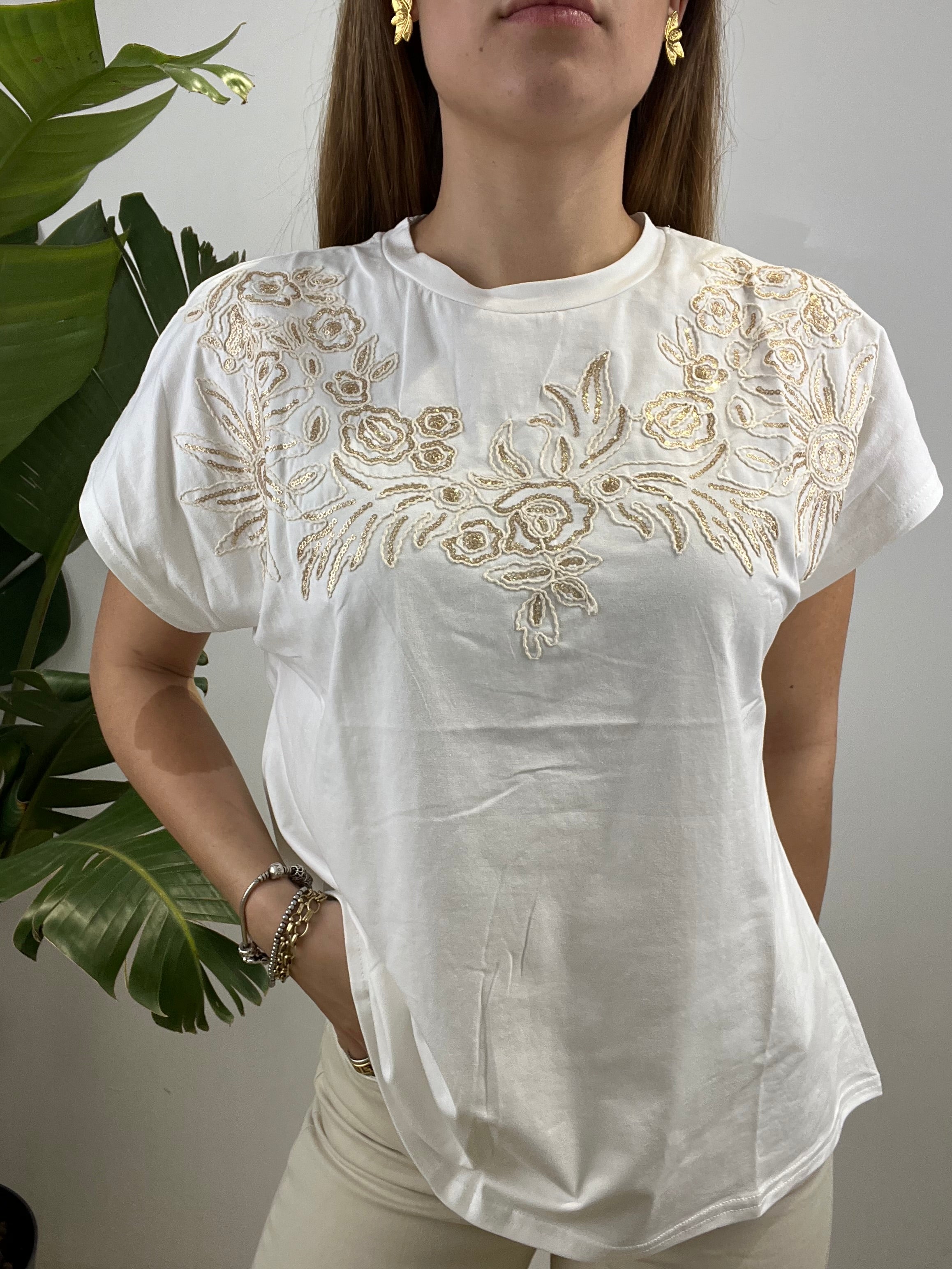 T-SHIRT RICAMATA BIANCA