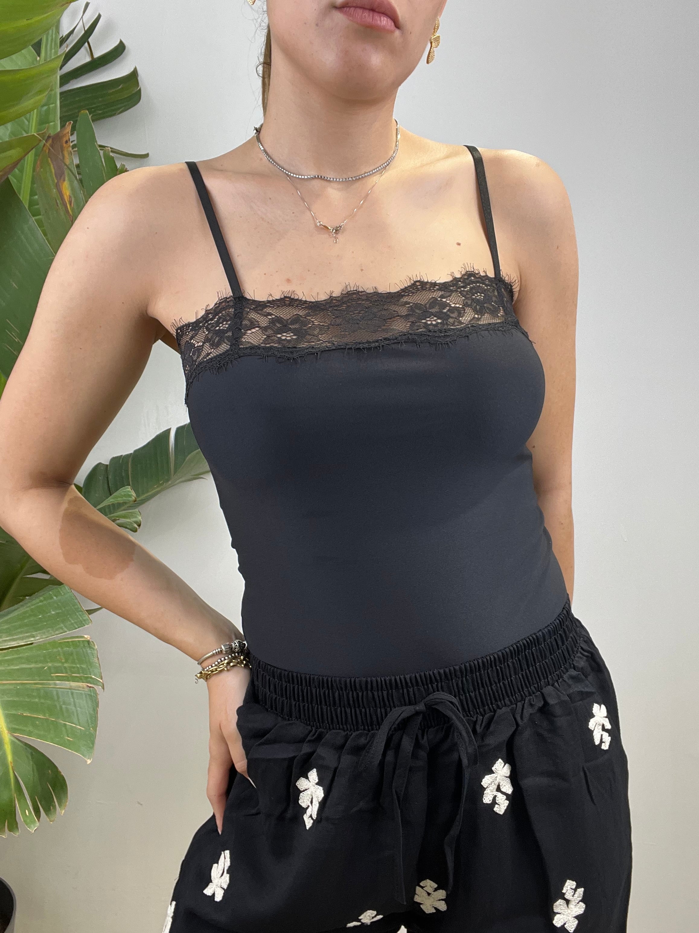 BODY LYCRA CON PIZZO NERO
